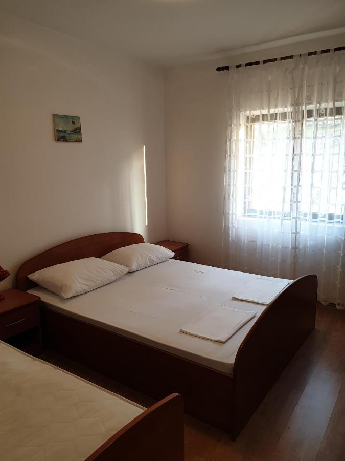 Apartments And Rooms With Parking Space Metajna, Pag - 4120 Exterior foto